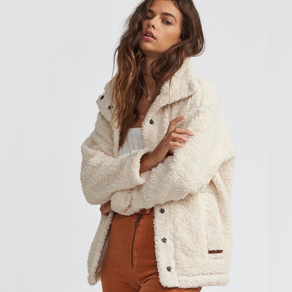 Billabong Cozy Days Sherpa Jacket - White/Cream